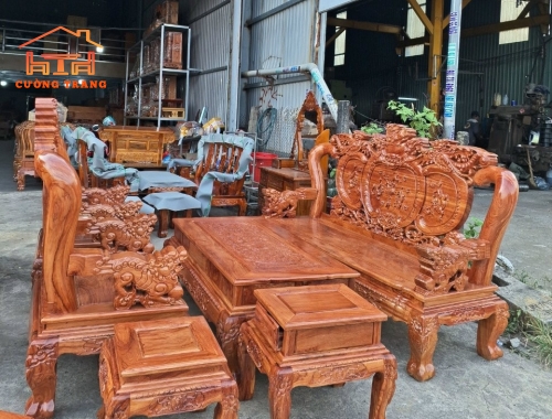 SALON HƯƠNG ĐÁ NGHÊ BẢO ĐỈNH CỘT 12