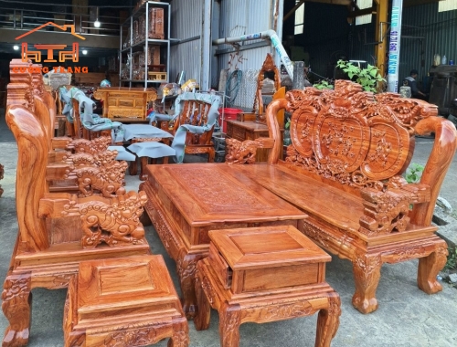 SALON HƯƠNG ĐÁ NGHÊ BẢO ĐỈNH CỘT 12