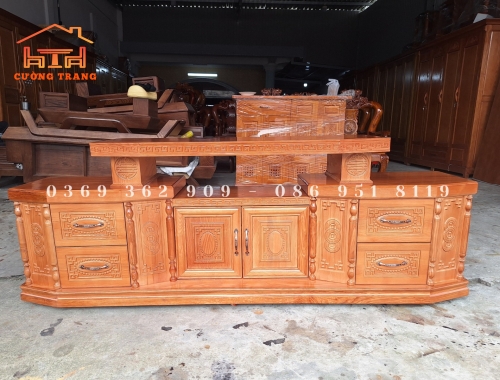 KỆ TV GỖ SỒI NGA 2M