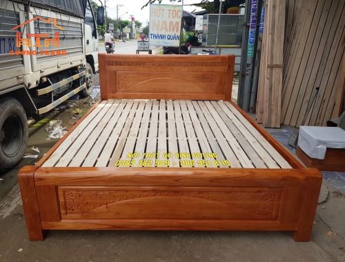 GIƯỜNG NGỦ GỖ XOAN TA 1M6