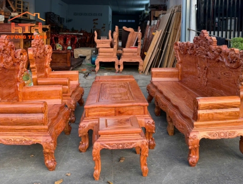 SALON HOÀNG GIA HƯƠNG ĐÁ 100%